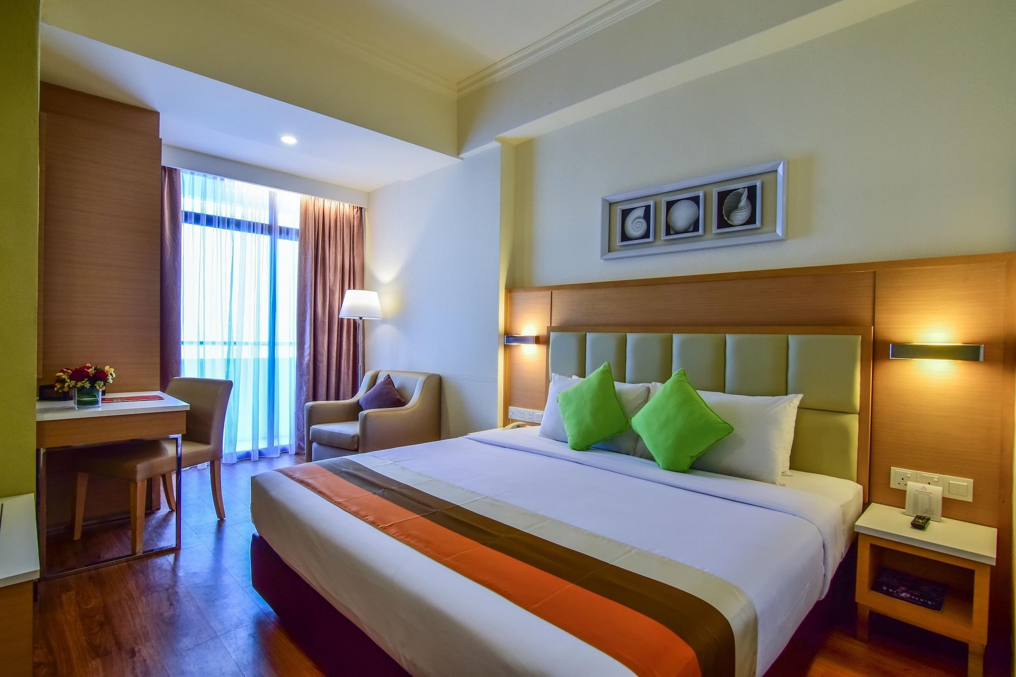 Hotel Sentral Seaview @ ​Beachfront Tanjung Bungah  Eksteriør billede