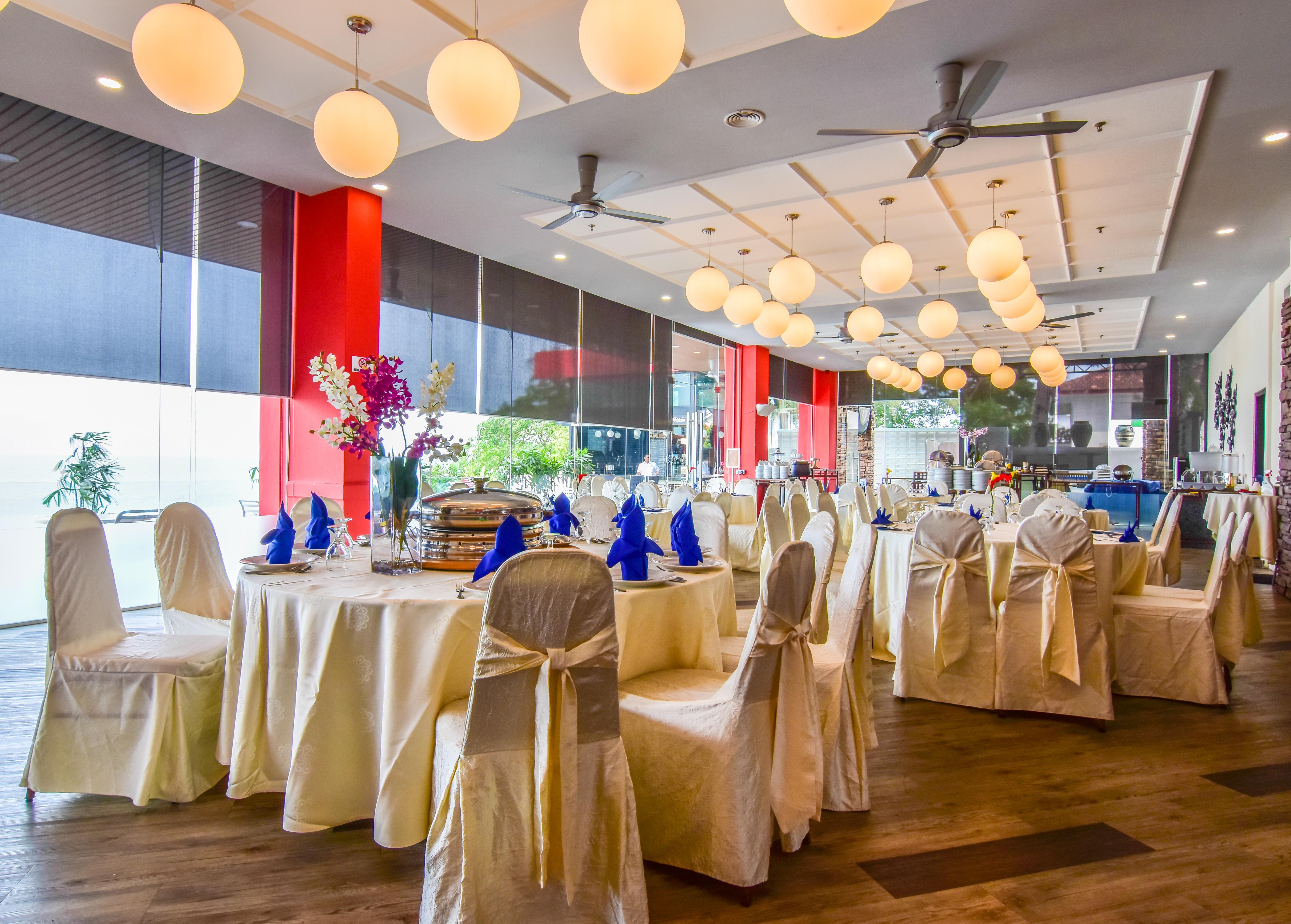 Hotel Sentral Seaview @ ​Beachfront Tanjung Bungah  Eksteriør billede