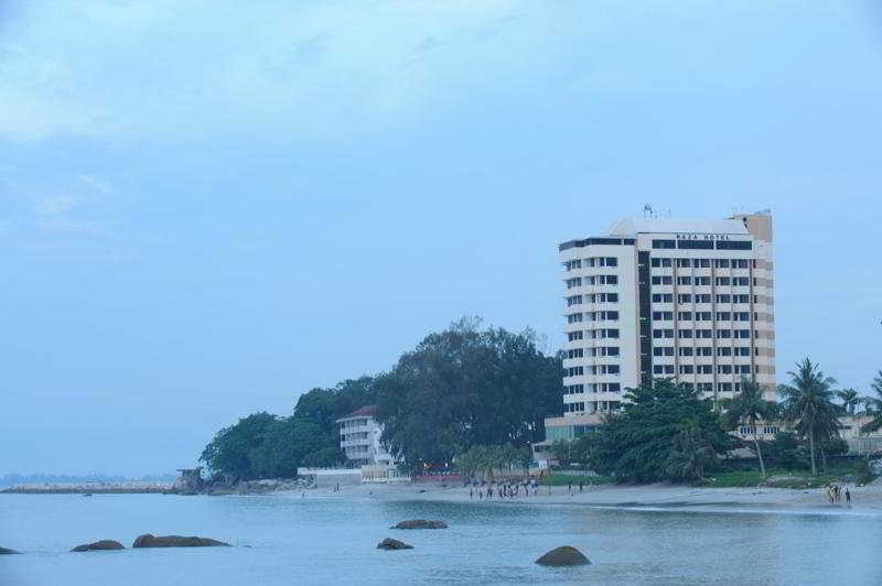 Hotel Sentral Seaview @ ​Beachfront Tanjung Bungah  Eksteriør billede
